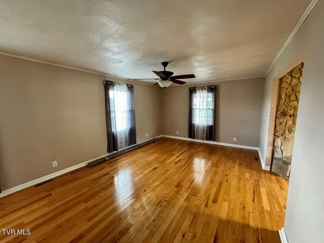 $274,900 | 817 Midnight Drive, Chilhowie, VA 24319