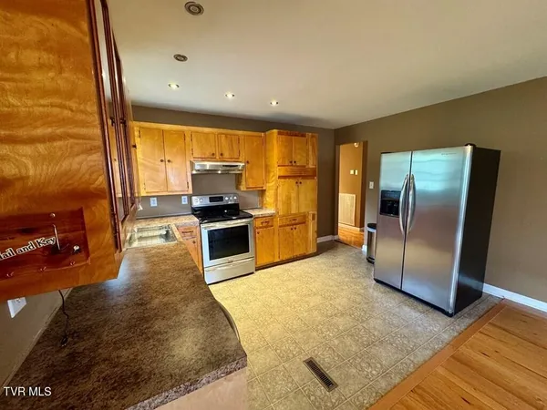 $274,900 | 817 Midnight Drive, Chilhowie, VA 24319