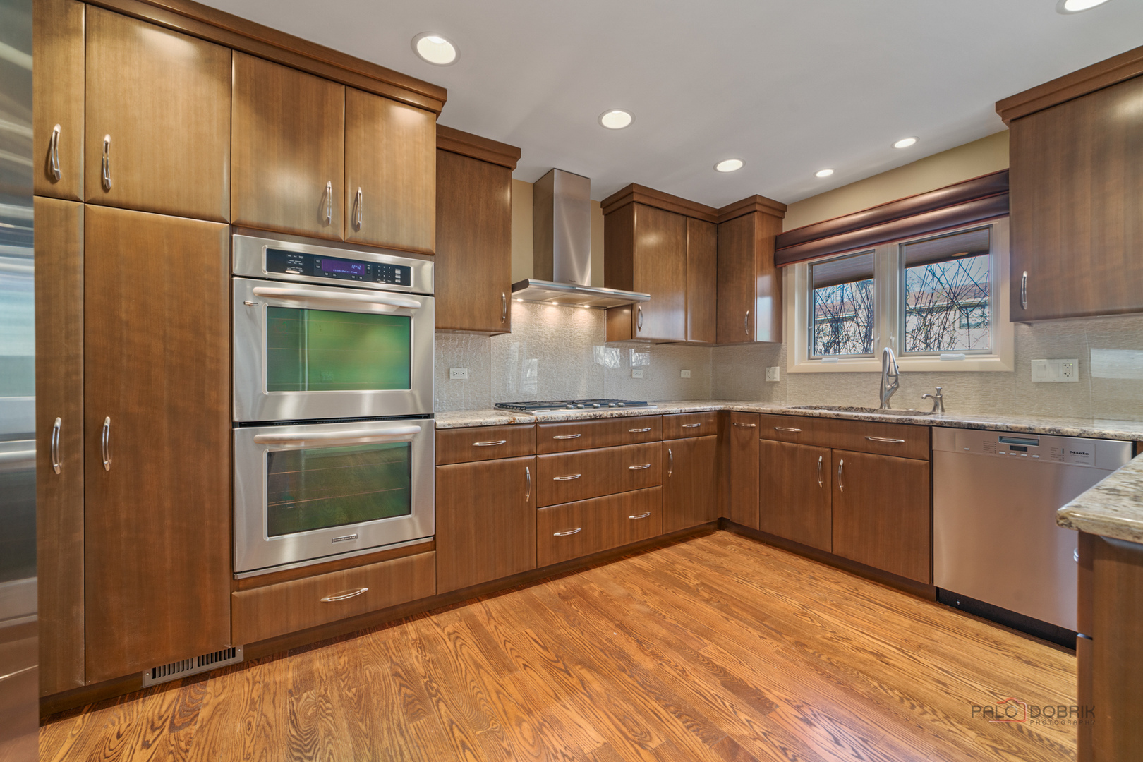 3926 Raintree Lane Northbrook, IL 60062 - Photo 7 of 40