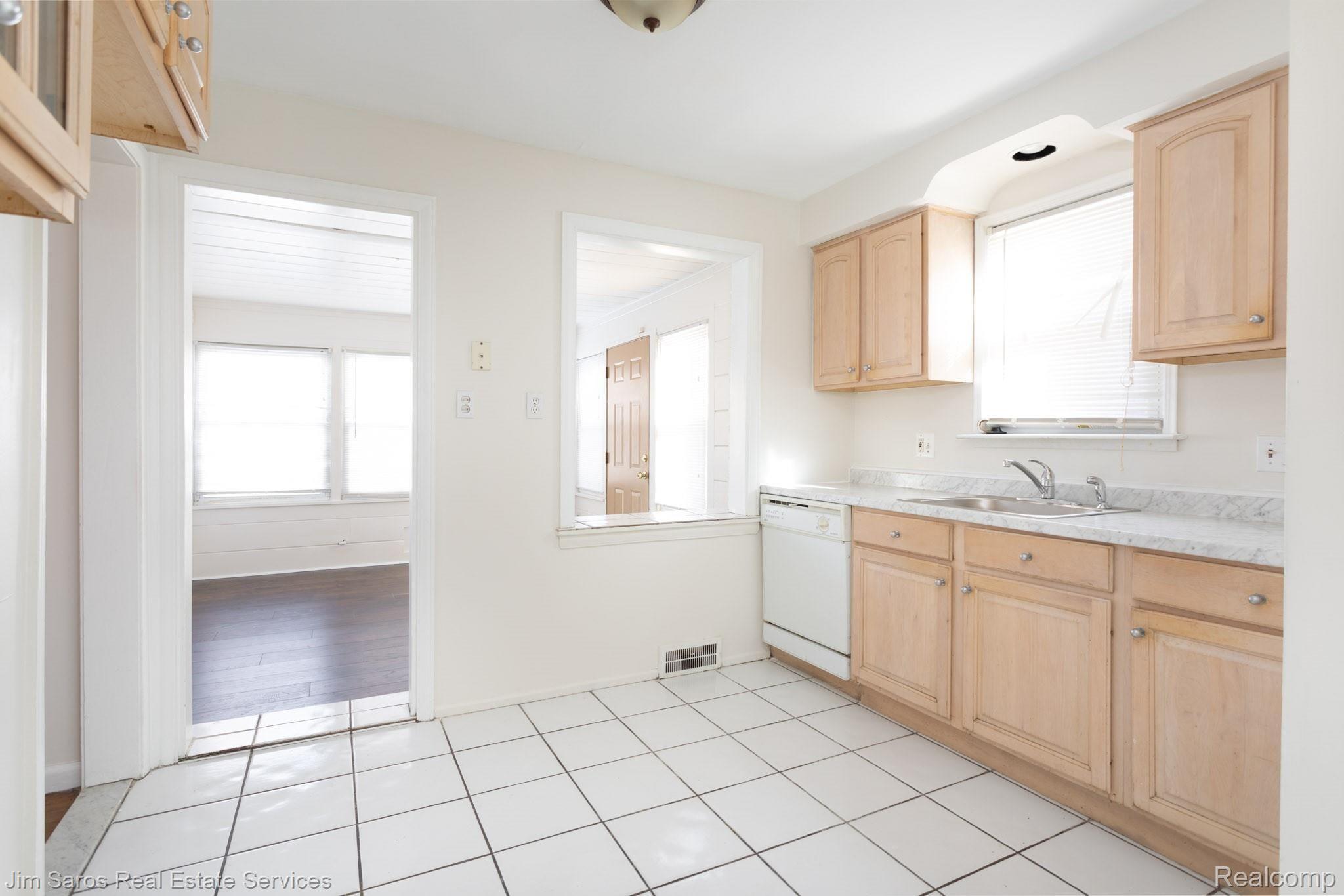 3900 Harvard Road Detroit, MI 48224 - Photo 4 of 13 13.jpg