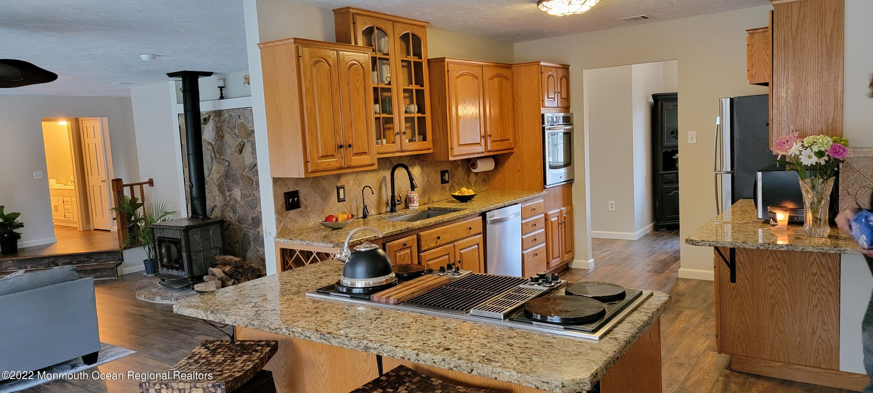 420 Stage Road Little Egg Harbor, NJ 08087 - Photo 8 of 71 center Island cooktop