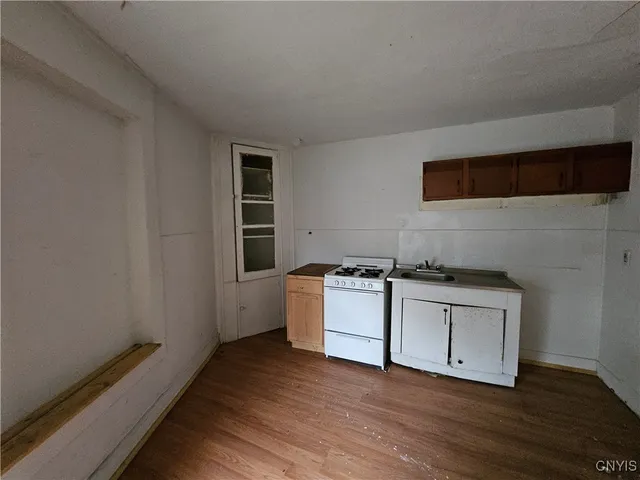 $199,900 | 1230 Court Street, Utica, NY 13502