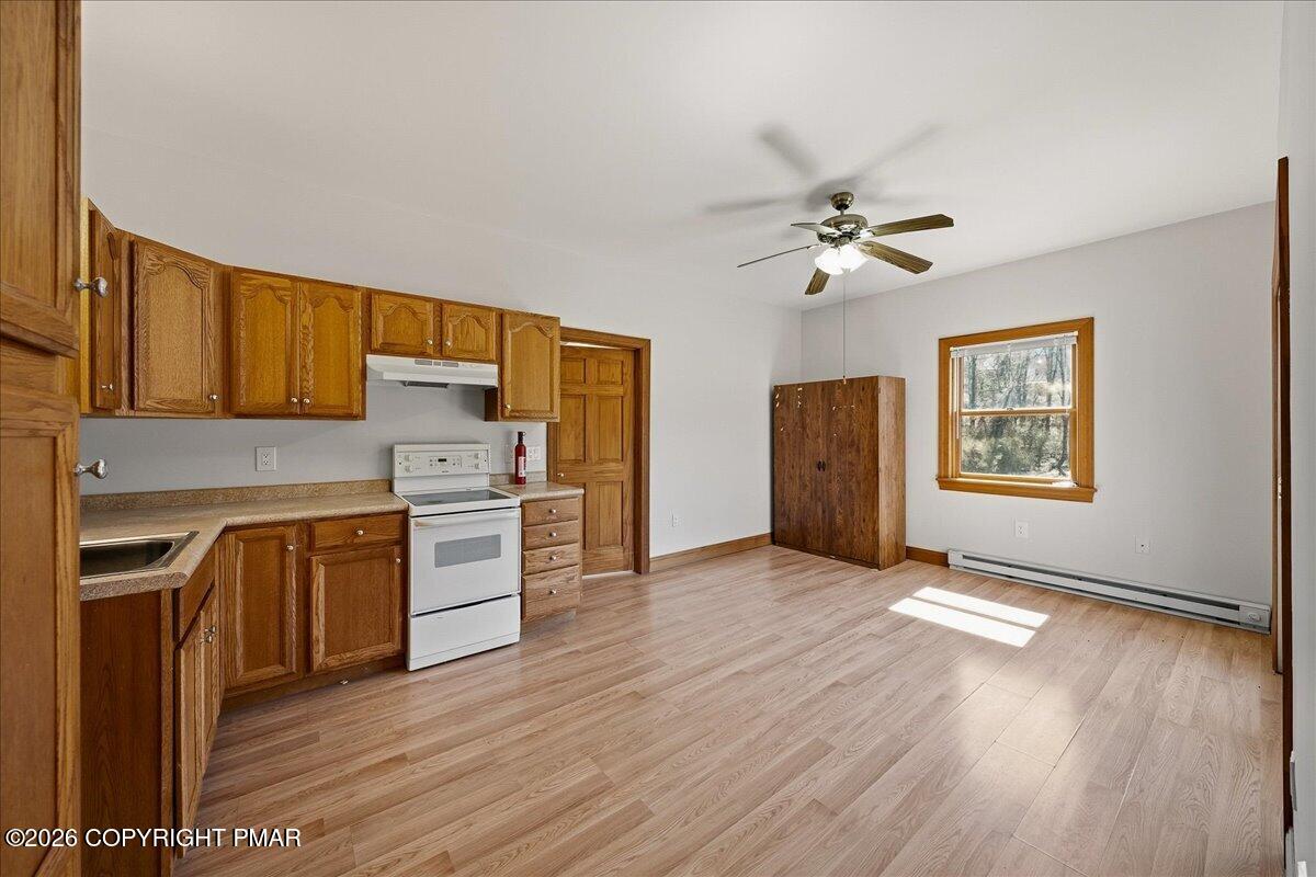 2506 Red Fox Lane Stroudsburg, PA 18360 - Photo 21 of 62 Second Kitchen