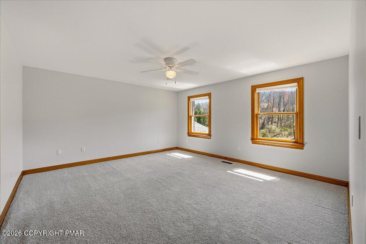 2506 Red Fox Lane Stroudsburg, PA 18360 - Photo 41 of 62 Bedroom
