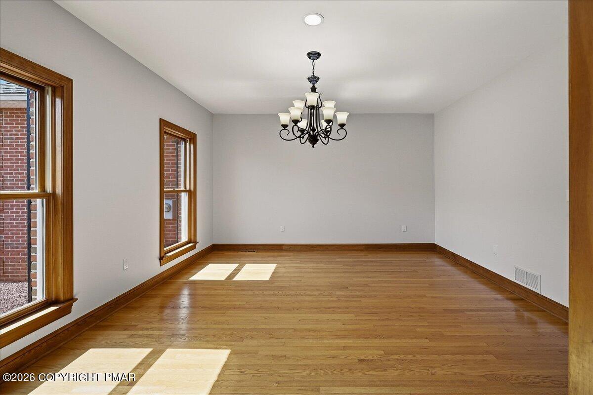 2506 Red Fox Lane Stroudsburg, PA 18360 - Photo 5 of 62 Dining Room
