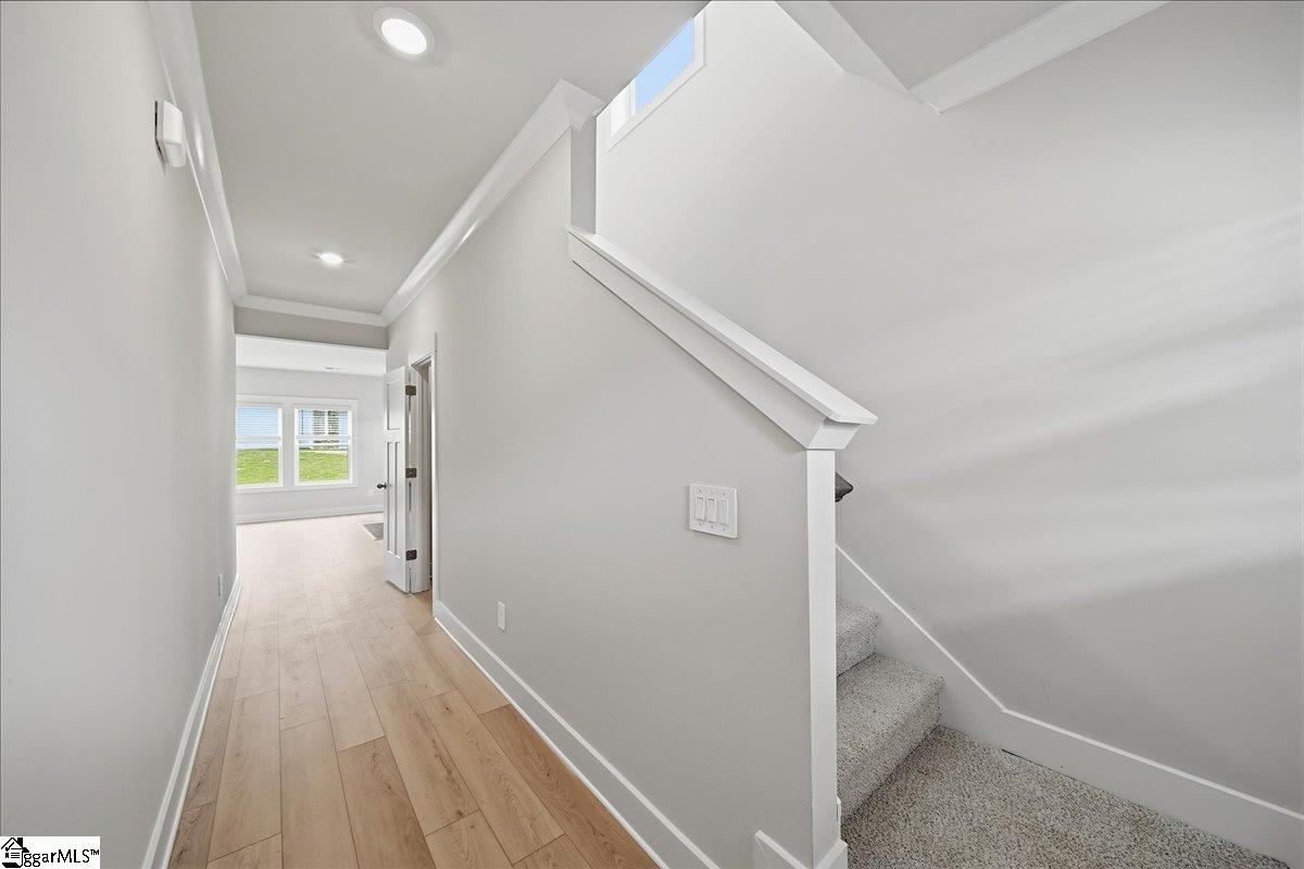 427 Ragland Avenue Greer, SC 29651 - Photo 4 of 31