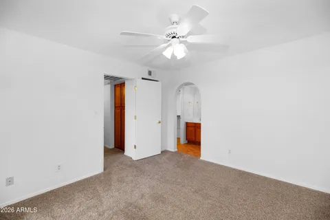 $289,000 | 1880 East Morten Avenue, Unit 223, Phoenix, AZ 85020