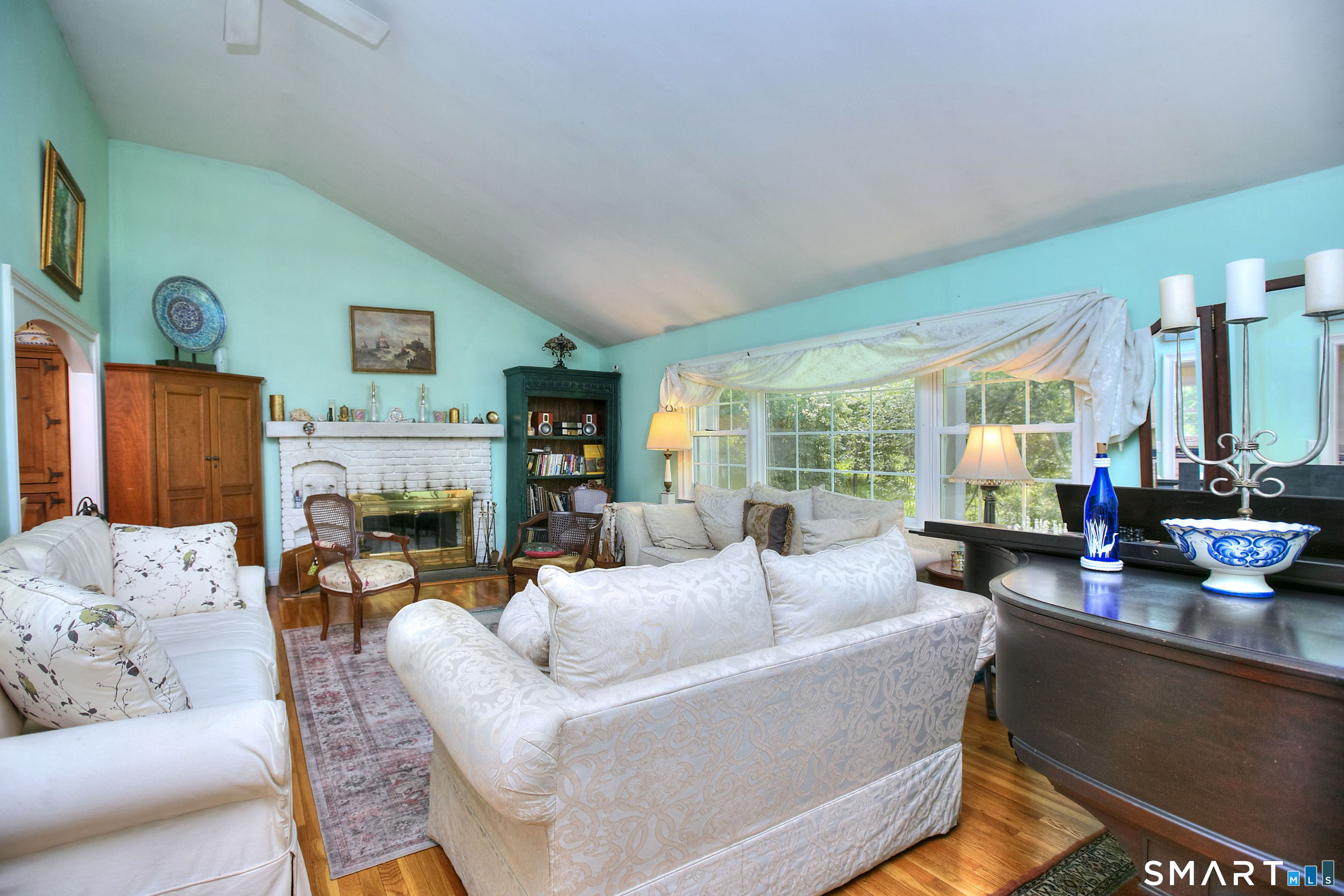287 Greens Farms Road Westport, CT 06880 - Photo 9 of 34