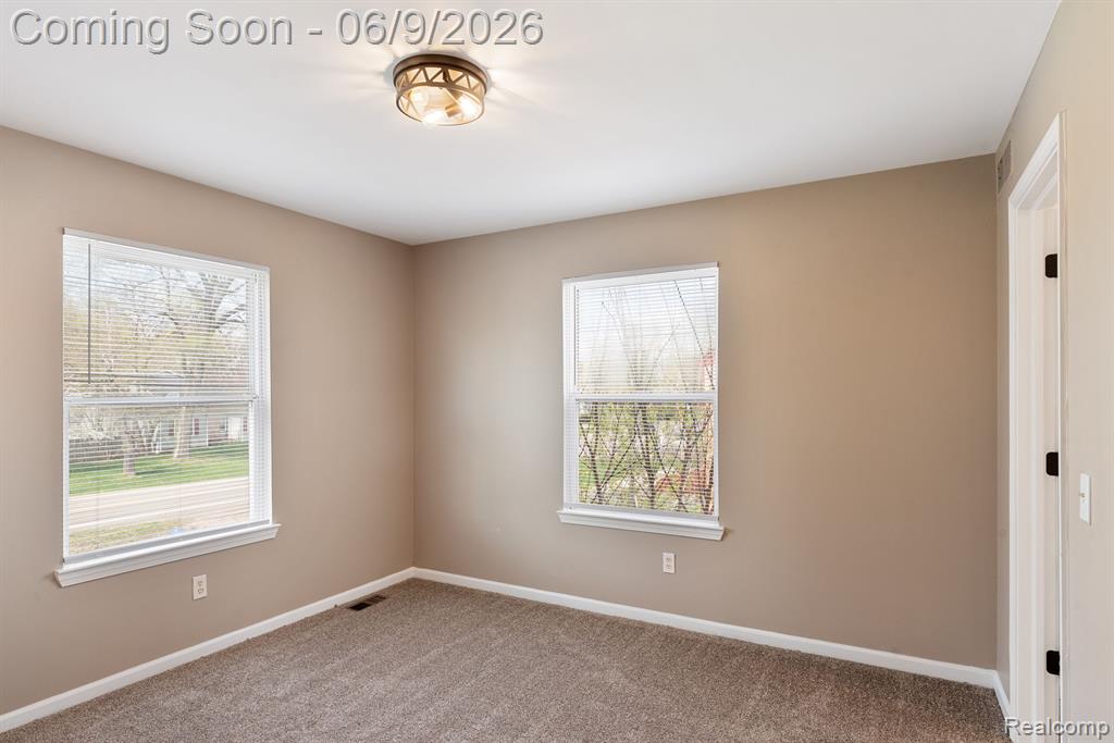 3260 Sashabaw Road Waterford, MI 48329 - Photo 20 of 34