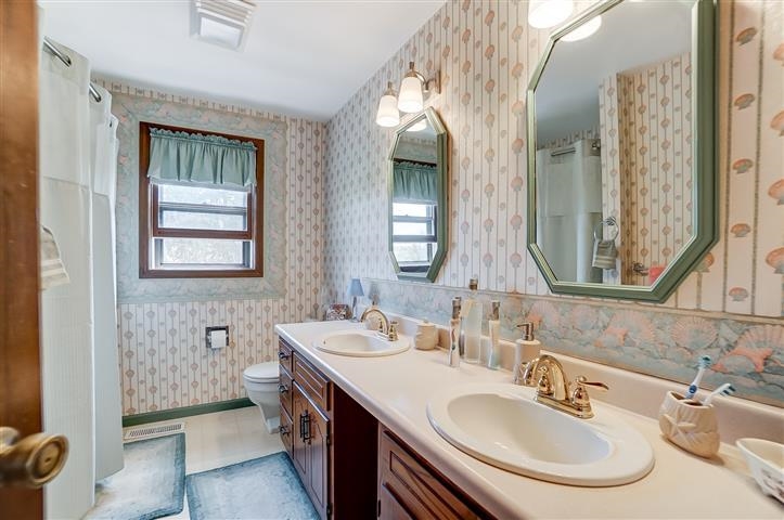 1811 Shamrock Road Fort Wayne, IN 46819 - Photo 21 of 35