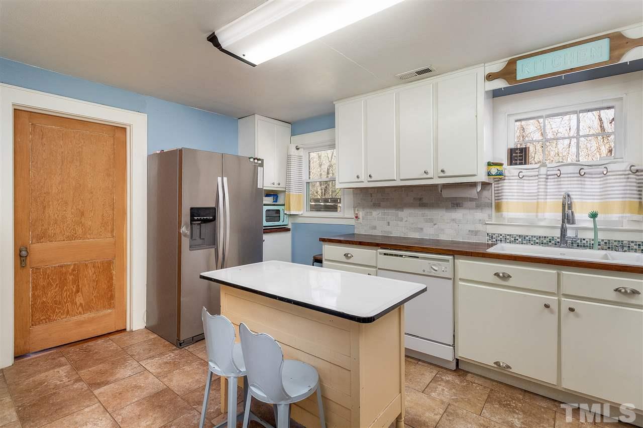 5972 Drake Road Greensboro, NC 27406 - Photo 10 of 26 Gallery Image 10