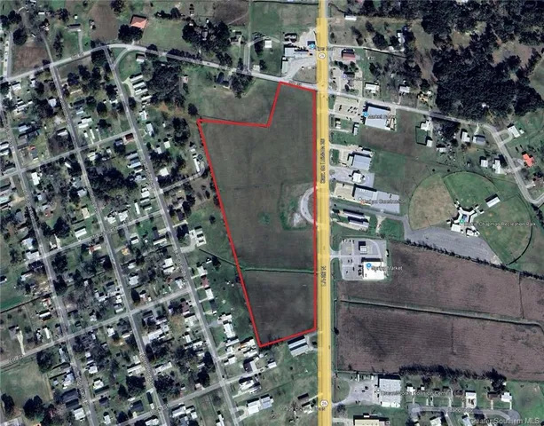 $399,000 | 702 Highway 26 - Benoit La-26 Hwy Lake, Lake Arthur, LA 70549