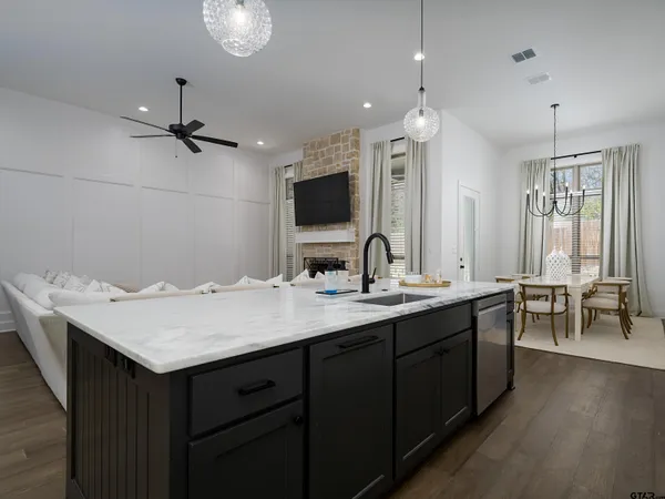 $599,900 | 4170 Palo Pinto Creek Circle, Tyler, TX 75703