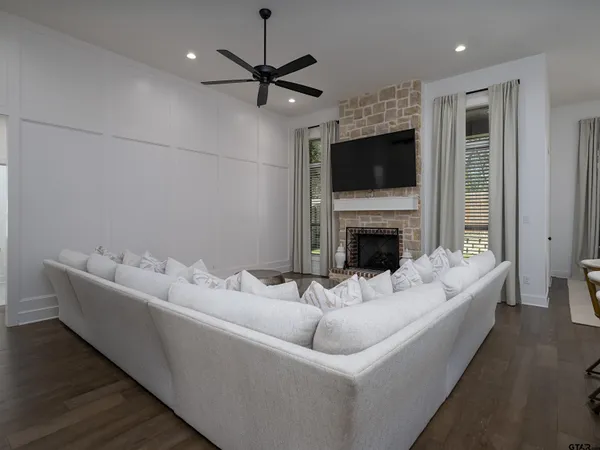 $599,900 | 4170 Palo Pinto Creek Circle, Tyler, TX 75703