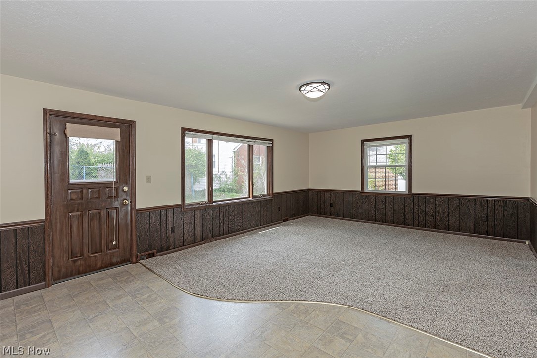 4622 Mayfield Road South Euclid, OH 44121 - Photo 11 of 35