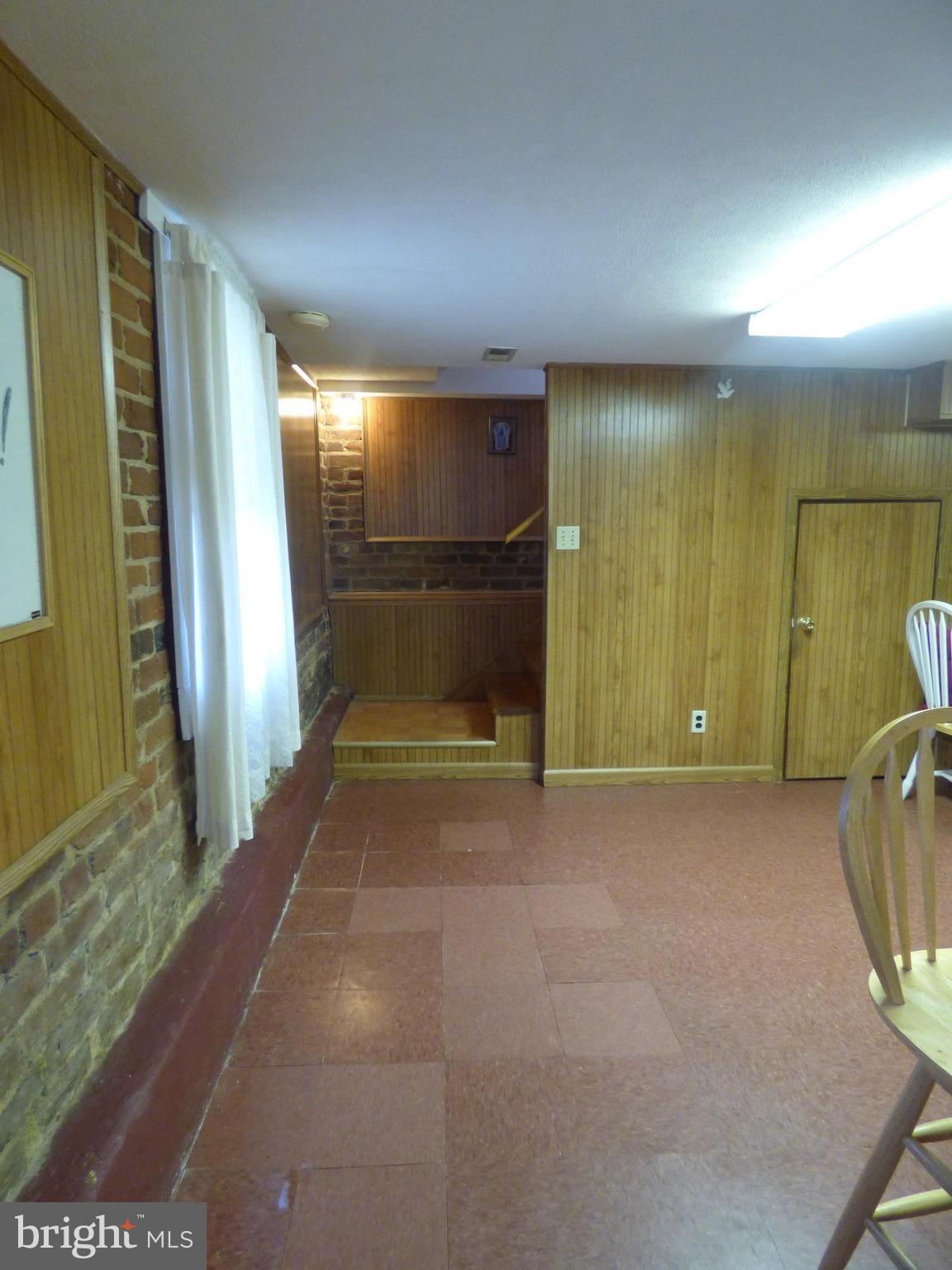 317 Fairview Road Culpeper, VA 22701 - Photo 5 of 18 Kitchen
