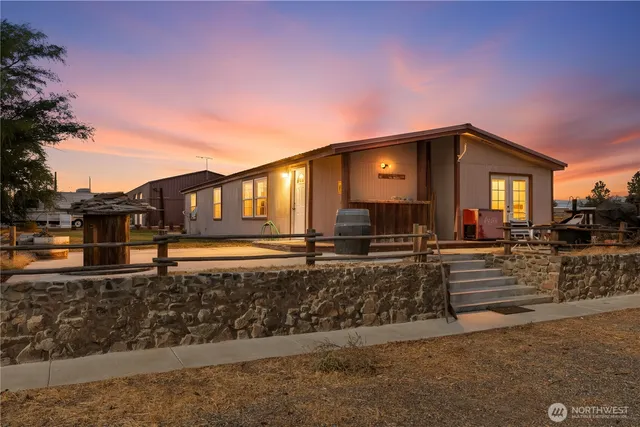 $499,900 | 20842 Road 24.7 Southwest, Mattawa, WA 99349