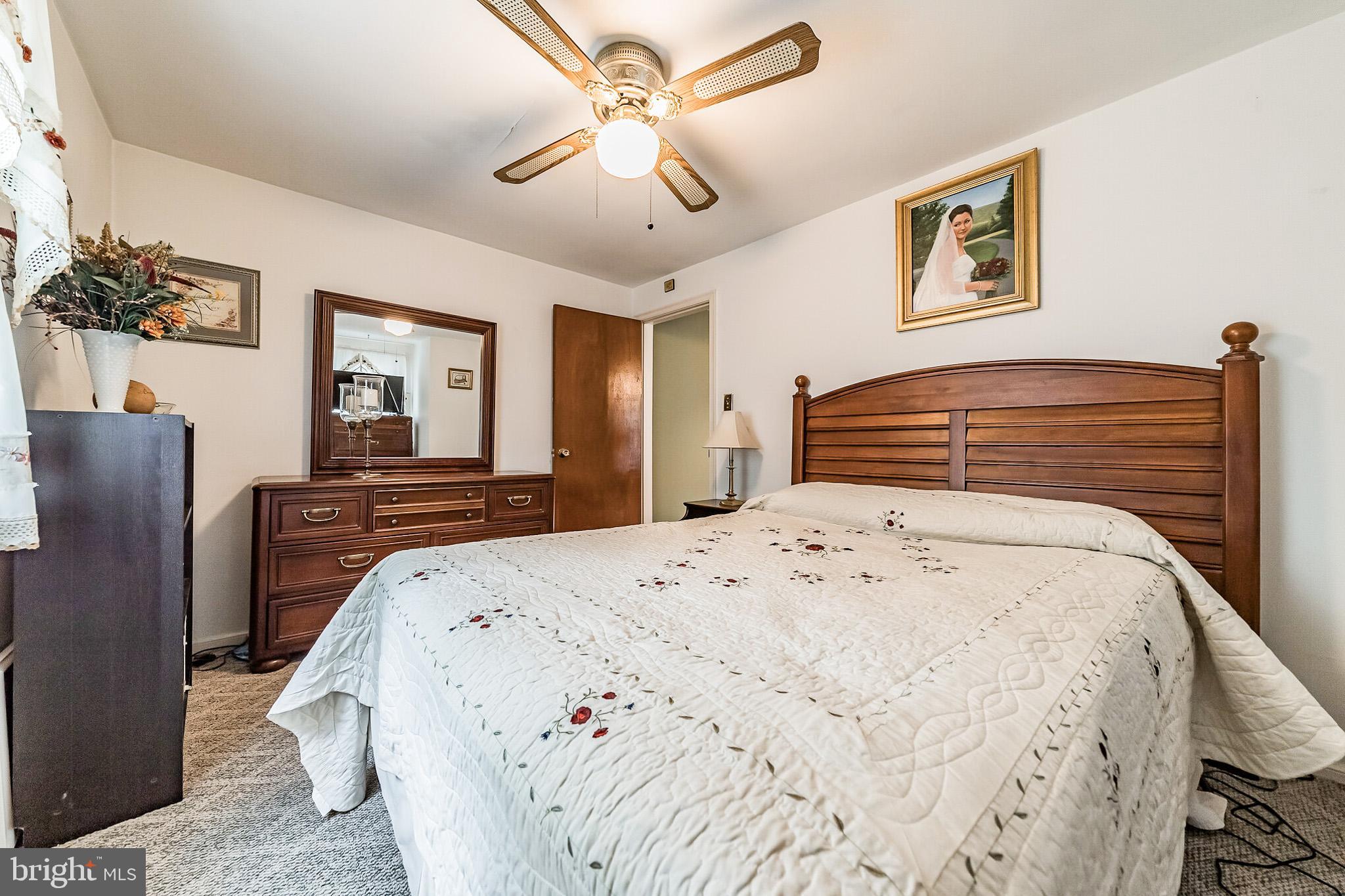 542 Overlook Road Philadelphia, PA 19128 - Photo 13 of 30