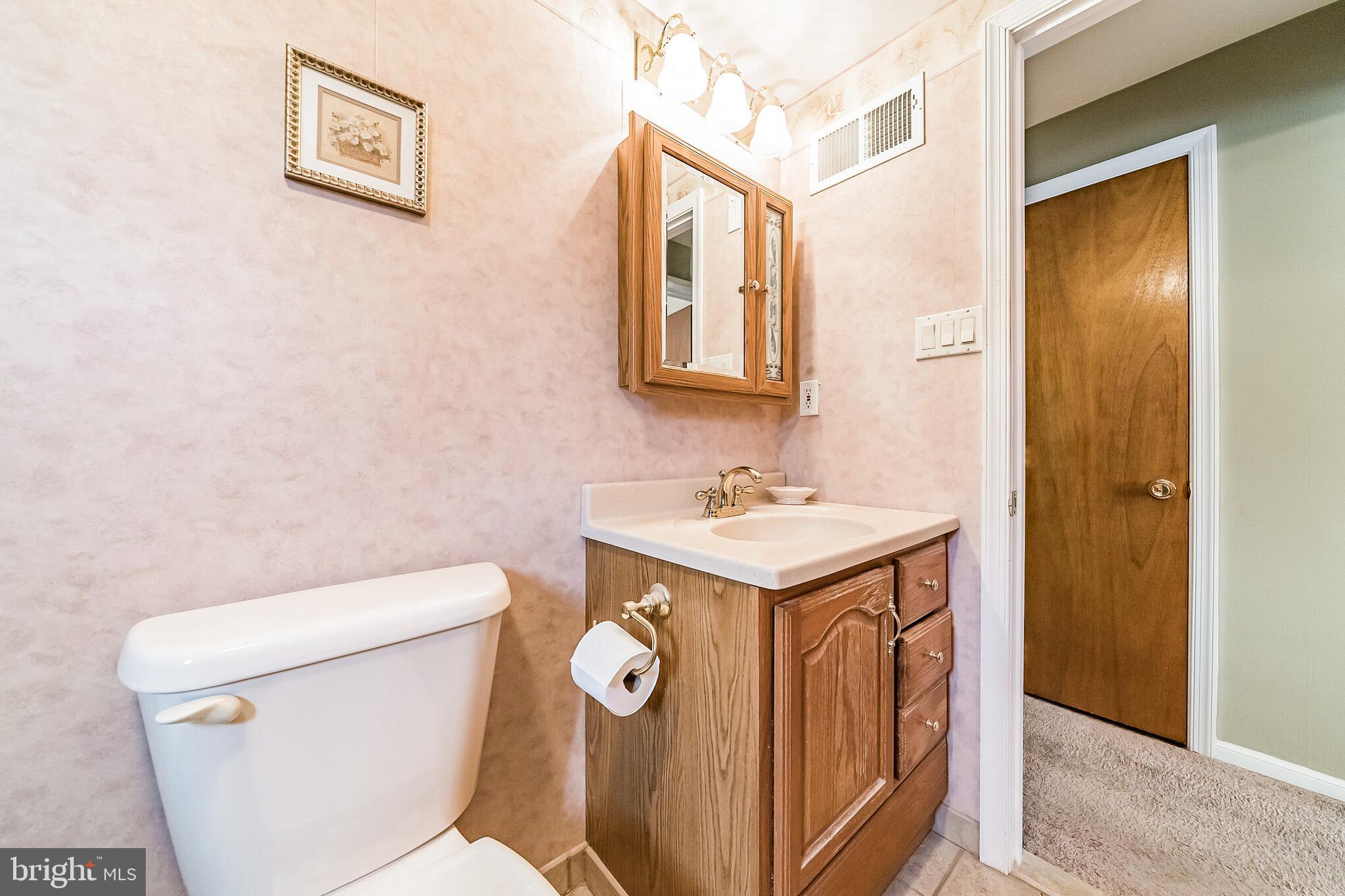 542 Overlook Road Philadelphia, PA 19128 - Photo 16 of 30