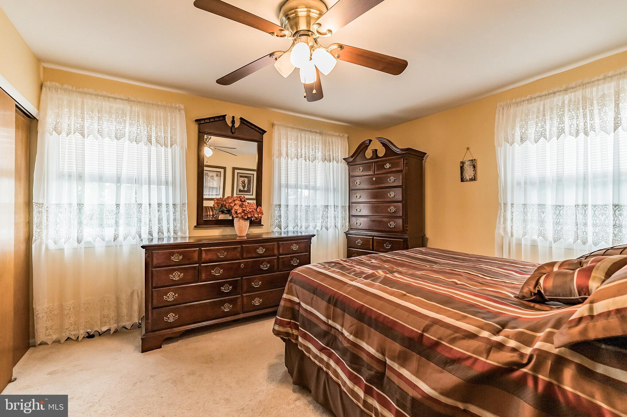 542 Overlook Road Philadelphia, PA 19128 - Photo 19 of 30