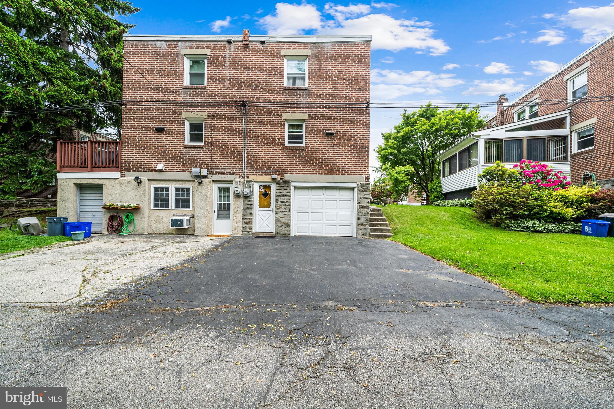 542 Overlook Road Philadelphia, PA 19128 - Photo 27 of 30