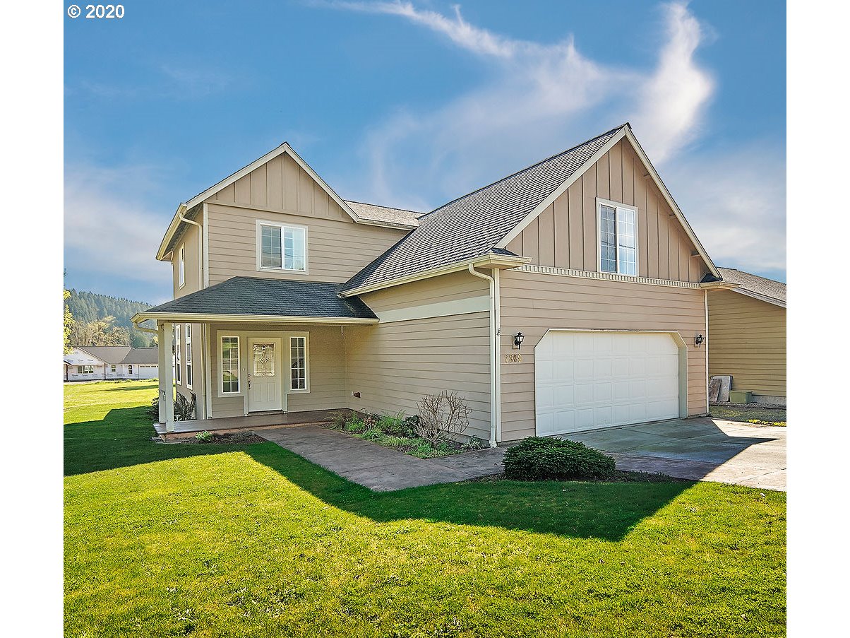 2809 Harris Street Road Kelso, WA 98626 - Photo 1 of 30
