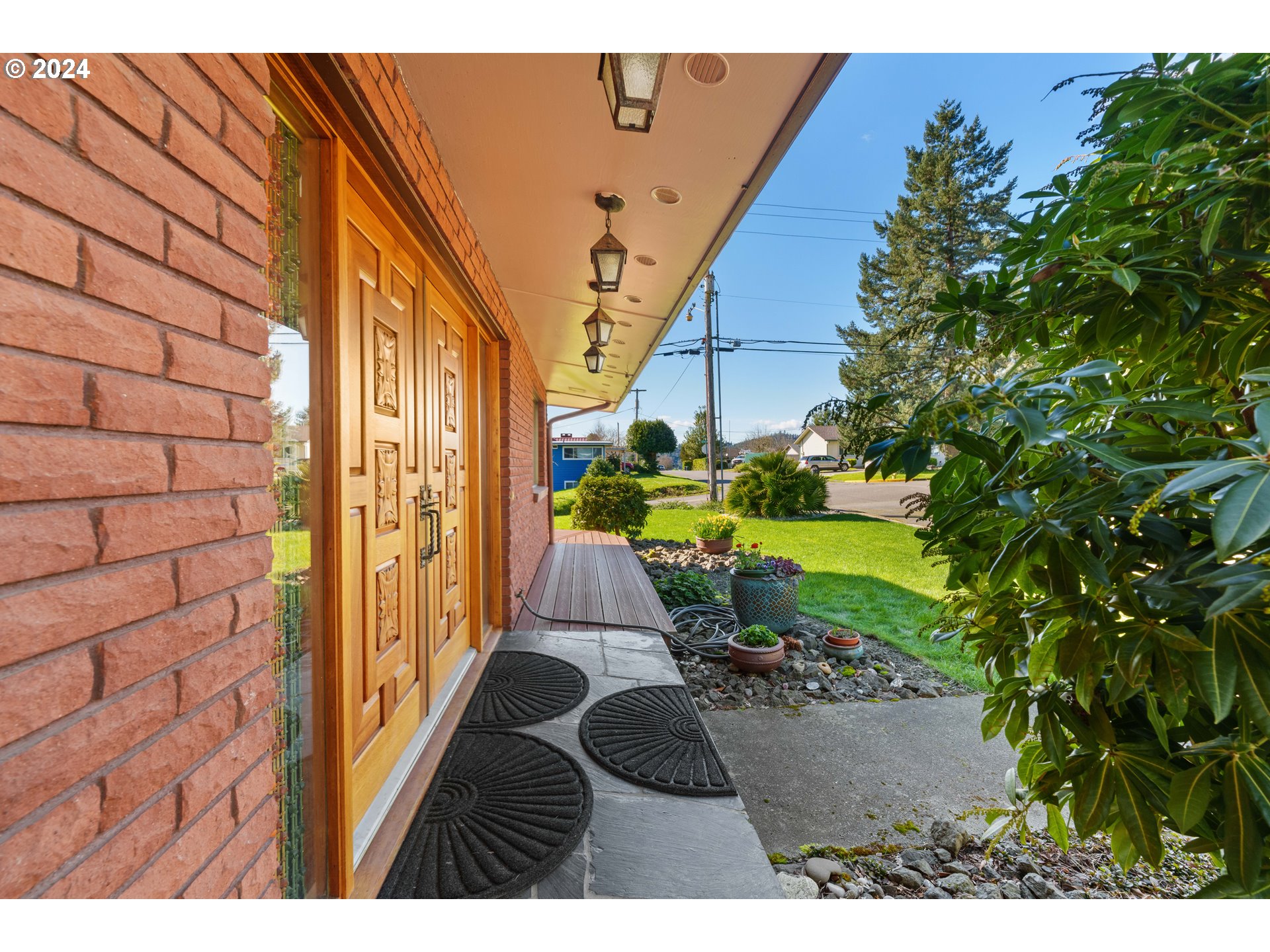 1404 Willow Street Myrtle Point, OR 97458 - Photo 2 of 48 Gallery Image 2