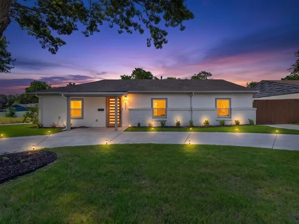 $460,000 | 3503 Fontana Drive, Dallas, TX 75220