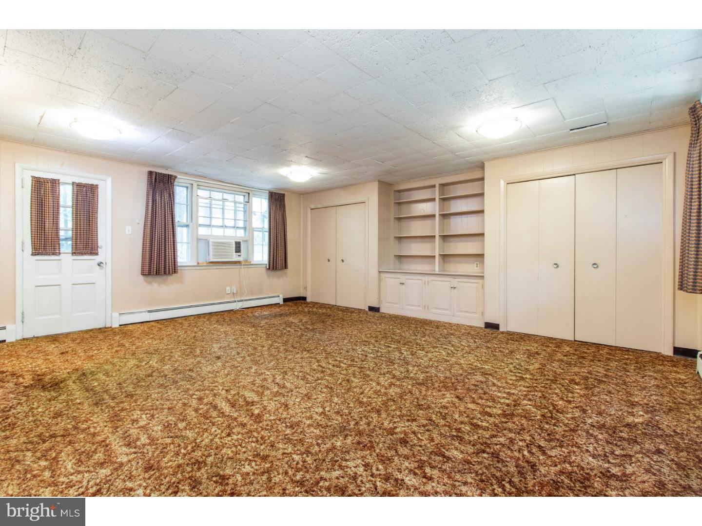 1405 Panther Road Wyncote, PA 19095 - Photo 11 of 24 Family Room