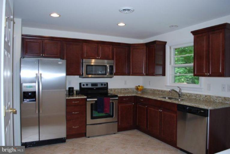 15909 Bond Mill Road Laurel, MD 20707 - Photo 24 of 30 Kitchen