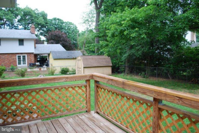 15909 Bond Mill Road Laurel, MD 20707 - Photo 9 of 30 Exterior (General)