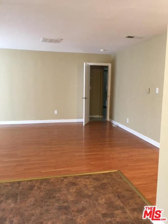 2163 Fitzgerald Road Simi Valley, CA 93065 - Photo 11 of 14 Gallery Image 11