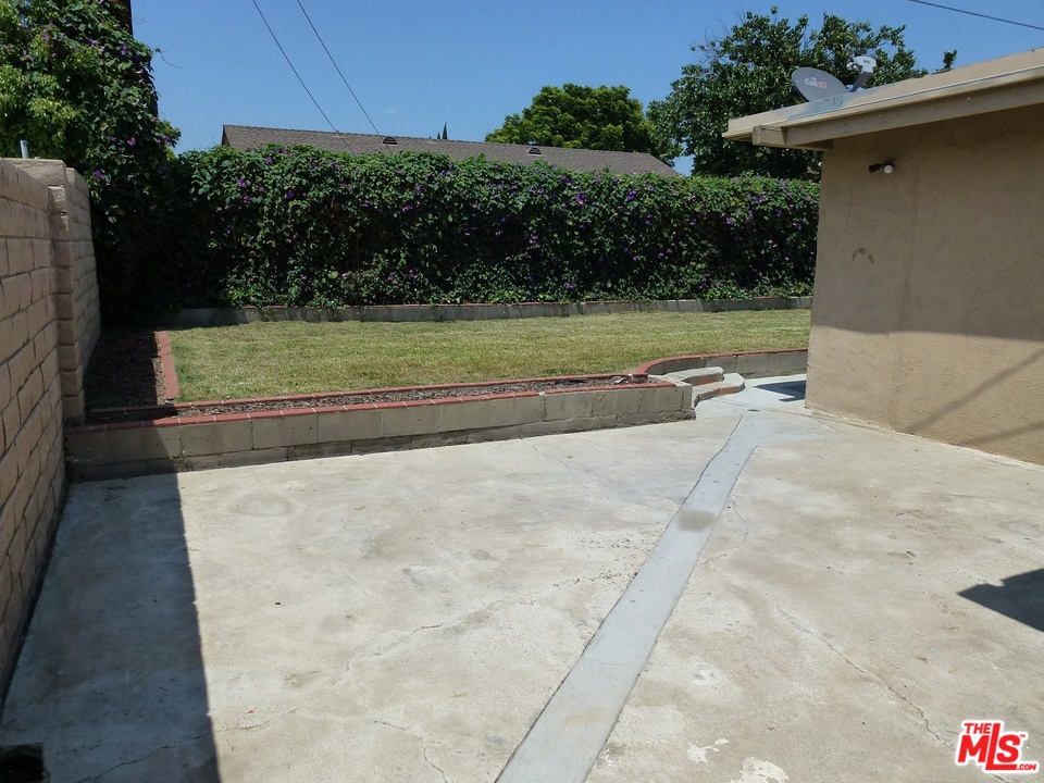2163 Fitzgerald Road Simi Valley, CA 93065 - Photo 14 of 14 Gallery Image 14