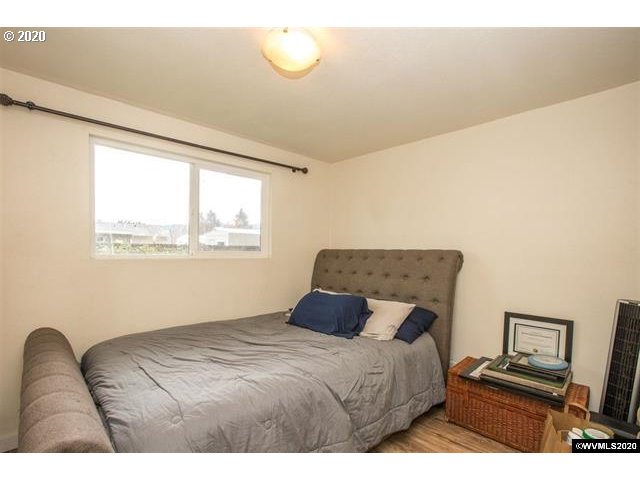 869 54th Place Springfield, OR 97478 - Photo 23 of 31