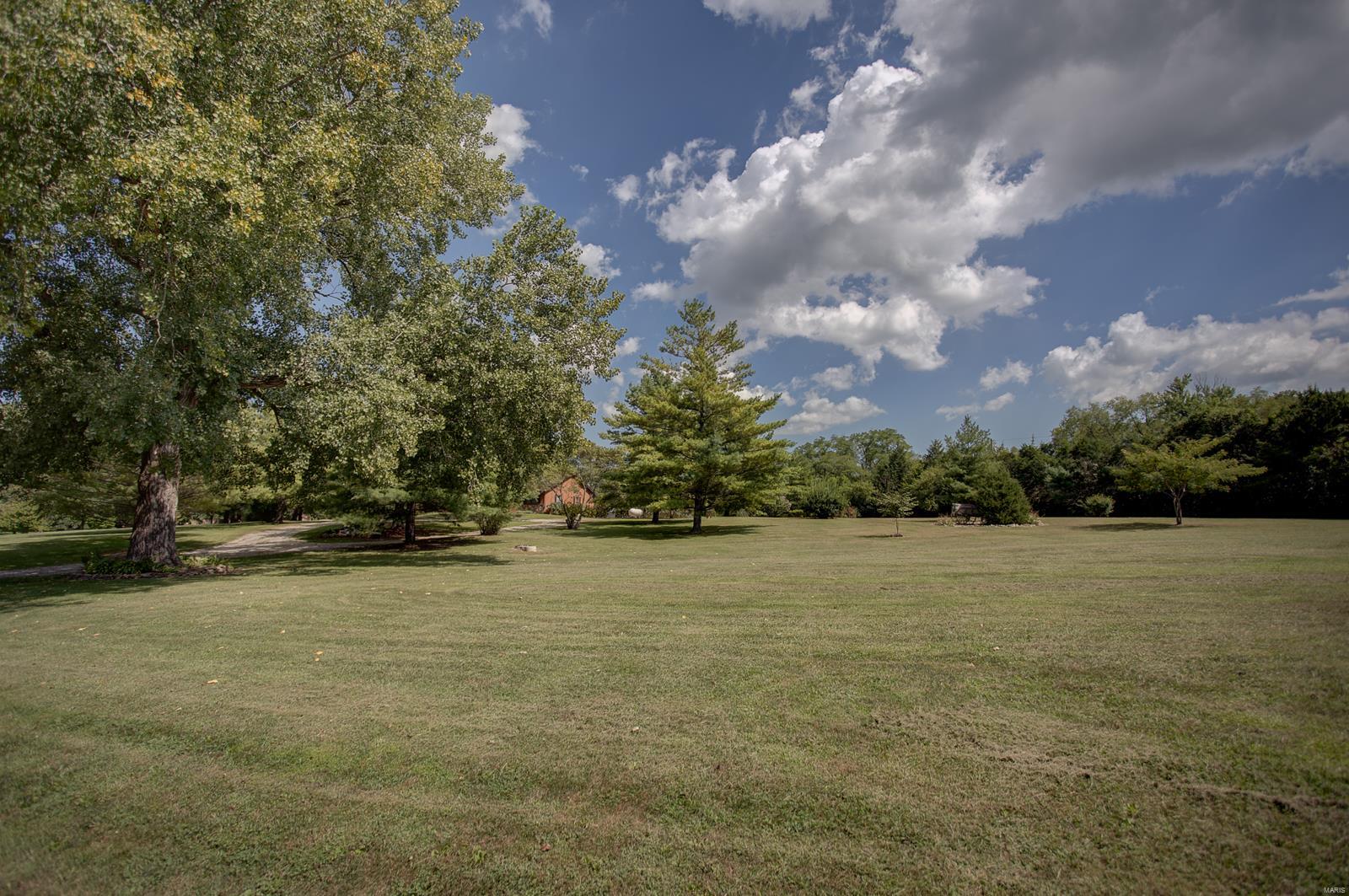100 Pecan Lane Belleville, IL 62223 - Photo 62 of 85