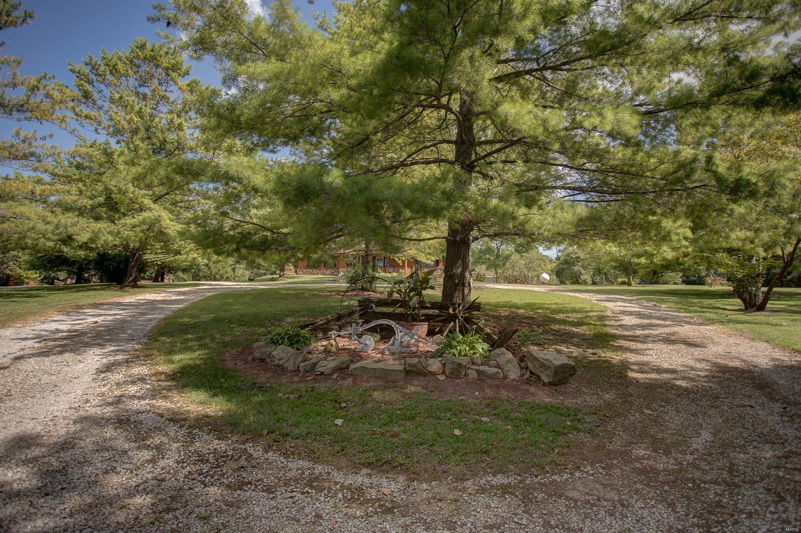 100 Pecan Lane Belleville, IL 62223 - Photo 8 of 85