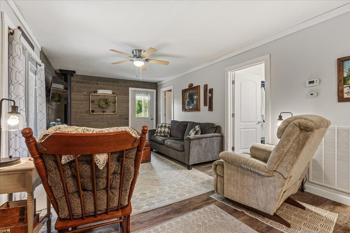229 Smokey Run Road Tellico Plains, TN 37385 - Photo 15 of 36 Gallery Image 15