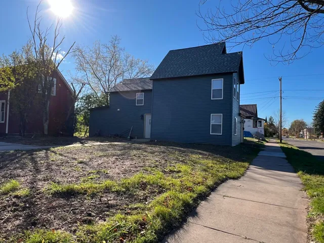 $212,500 | 306 7th Street West, Ashland, WI 54806