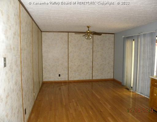 5304 Doc Bailey Road Charleston, WV 25313 - Photo 6 of 16 Dining Room.
