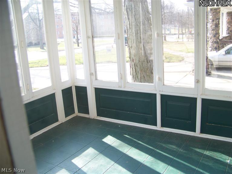249 Center Road Bedford, OH 44146 - Photo 6 of 25 Fantastic Sun Room to sit and enjoy the evenings