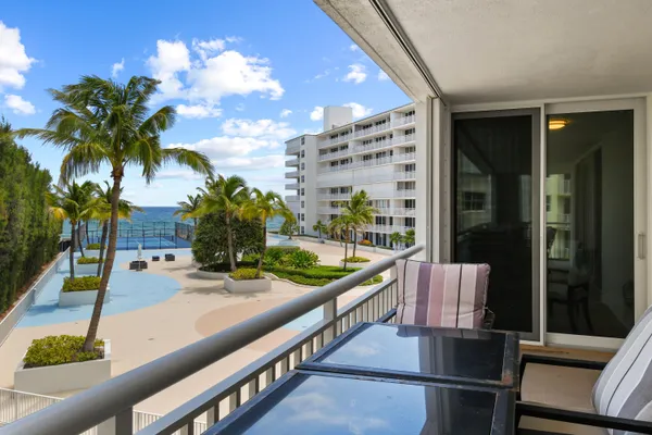 $8,500 | 3546 South Ocean Boulevard, Unit 420, South Palm Beach, FL 33480