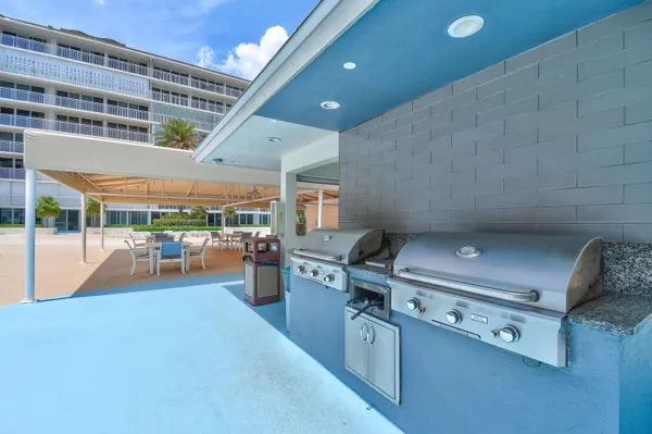 $8,500 | 3546 South Ocean Boulevard, Unit 420, South Palm Beach, FL 33480