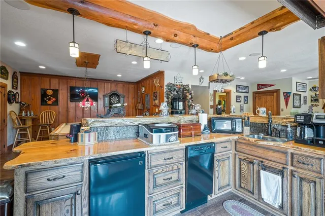 $1,949,000 | 415 Kestrel Rdg Circle, Murphy, NC 28906