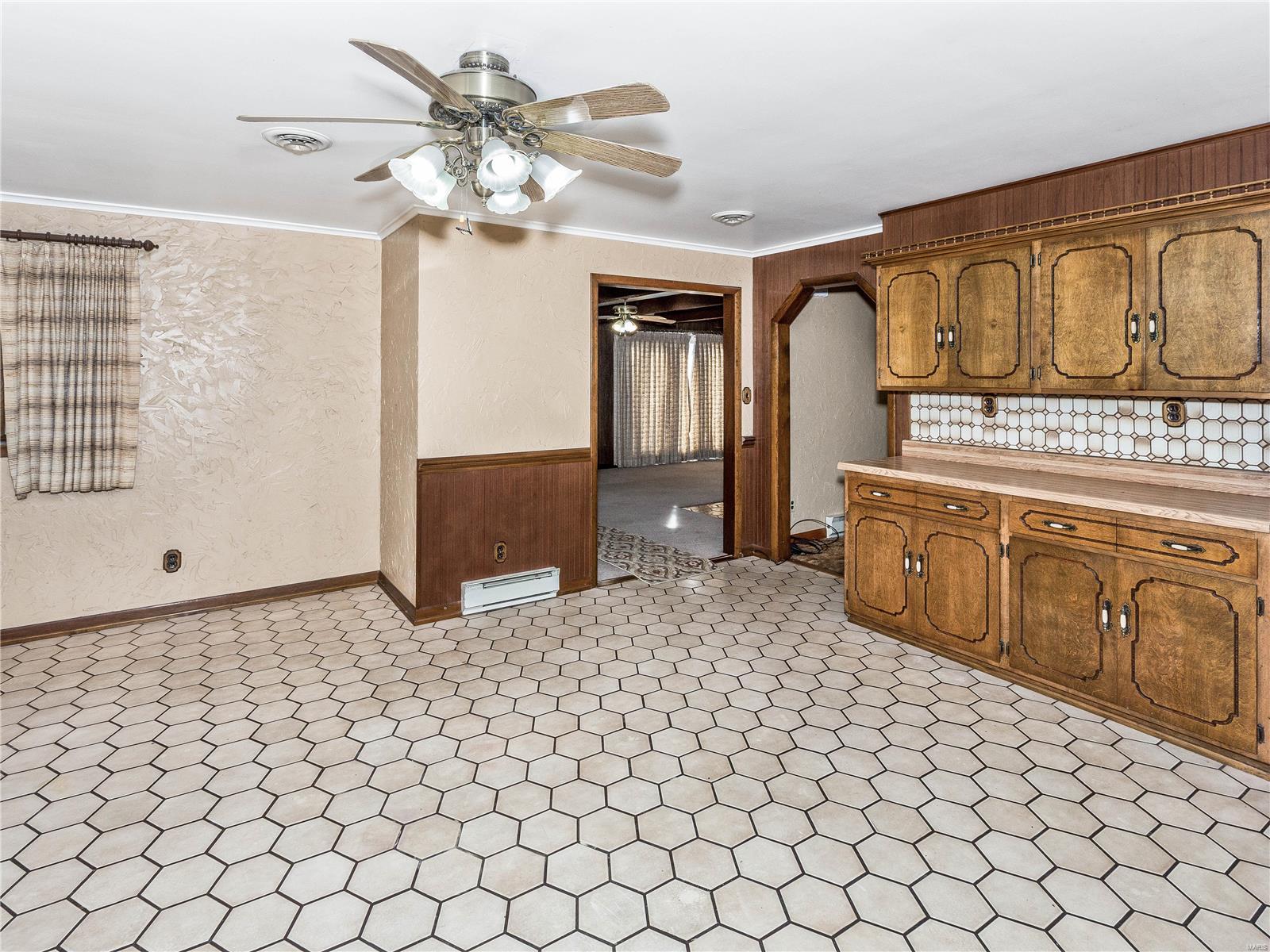 448 Ohio Avenue South Roxana, IL 62087 - Photo 18 of 46 Gallery Image 18