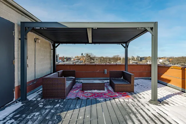 $685,000 | 3418 North Ashland Avenue, Unit 4N, Chicago, IL 60657