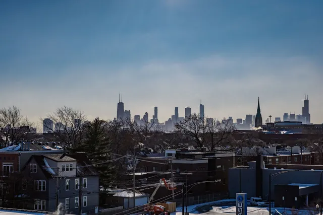 $685,000 | 3418 North Ashland Avenue, Unit 4N, Chicago, IL 60657