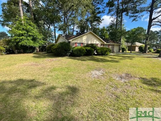 $260,000 | 111 South Robinhood Drive, Savannah, GA 31406
