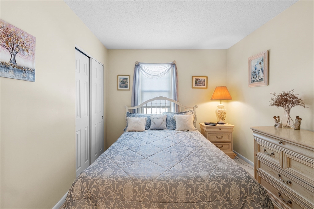 69 Santoro Road Worcester, MA 01606 - Photo 20 of 40