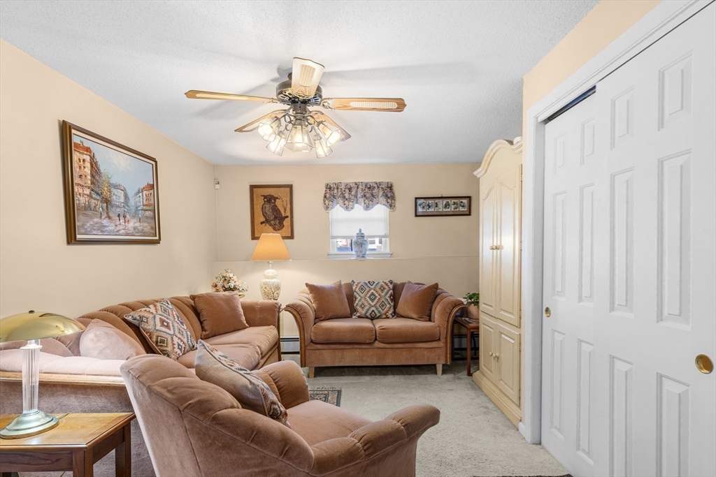 69 Santoro Road Worcester, MA 01606 - Photo 23 of 40