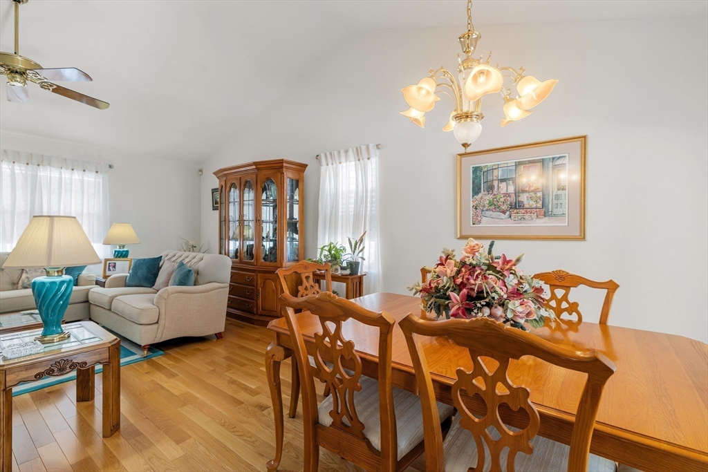 69 Santoro Road Worcester, MA 01606 - Photo 7 of 40